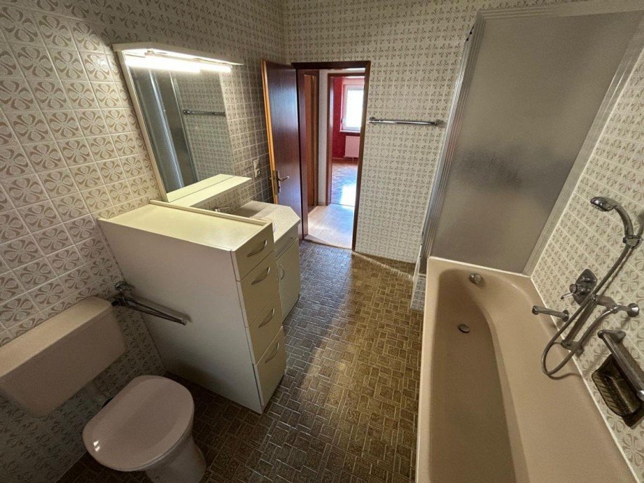 Bad im Erdgeschoss 1 Haus Neudenau