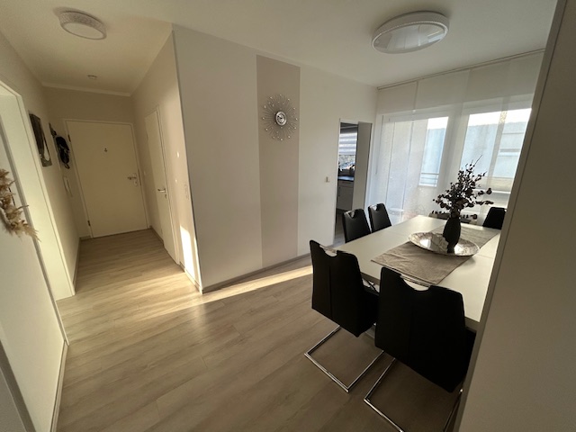 Esszimmer/Flur Etagenwohnung Neckarzimmern