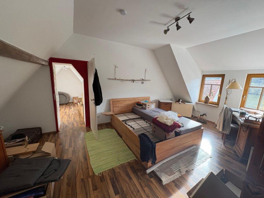 Schlafzimmer im DG Einfamilienhaus Zwingenberg
