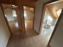 Fluransicht Dachgeschoss Renoviertes Einfamilienhaus mit Einliegerwohnung, 751 m� Grundst�ck, Doppelgarage
