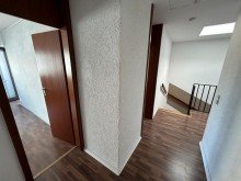 Flur DG Reihenmittelhaus mit 148 m� Wohnfl�che, 2 Stellpl�tzen, Terrasse und Keller, J�gerhalde S-Wangen
