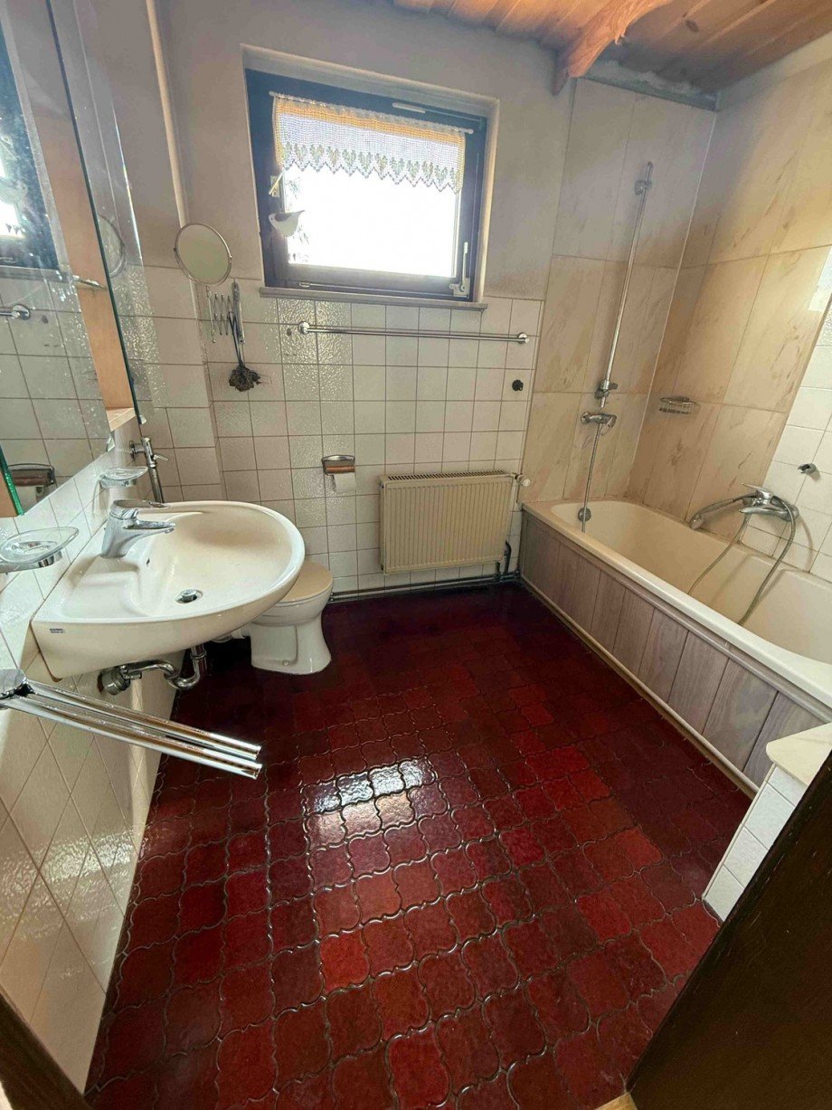 Bad OG Einfamilienhaus Obrigheim