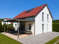 Bild (80b3adf9ef6a6dd38bed277f827c7162): KfW-Effizienzhaus 70 I Jagsthausen I Baujahr 2013 I 5 Zimmer I Garten I Garage I 2 Stellpl�tze