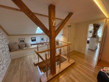 Aufgang Dachgeschoss +++ verkauft +++  Gro�z�giges und modernisiertes Einfamilienhaus mit ELW + Nebengeb�ude