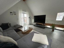 Ansicht Galerie Wohnzimmer +++ verkauft +++ 4-Zimmer Maisonette-Wohnung mit 109 m� in Flein, 2 Balkone, Tiefgaragenstellplatz
