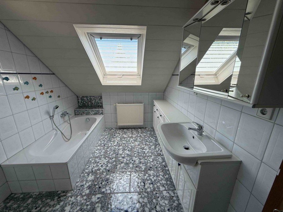 Bad Dachgeschoss Zweifamilienhaus Hardthausen
