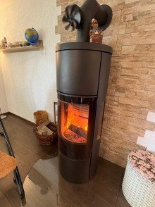 Kaminofen +++ verkauft +++  Gro�z�giges und modernisiertes Einfamilienhaus mit ELW + Nebengeb�ude